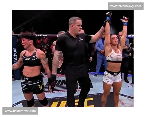 柔术血脉加冕！巴西背景邓恩斩获 UFC 草量级冠军